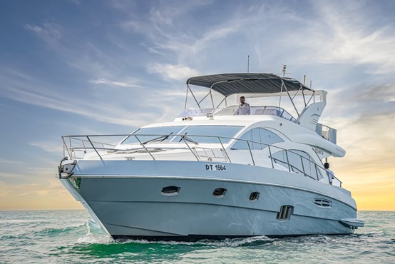Majesty yacht | AED700/hour